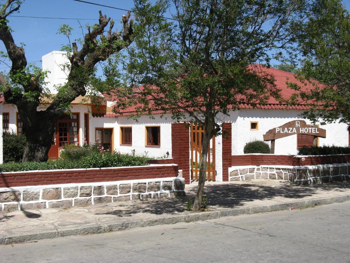 Plaza Hotel Capilla del Monte Esterno foto